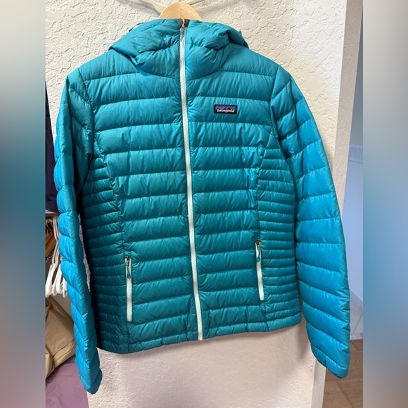 Patagonia Jackets & Blazers - Patagonia Women's Down Sweater Hoody Size Large